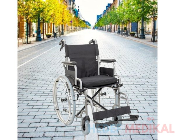 G132 Fonksiyonel Tekerlekli Sandalye
